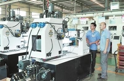 智能制造聯(lián)動(dòng)互聯(lián)網(wǎng)信息，章貢區(qū)構(gòu)筑經(jīng)濟(jì)發(fā)展新格局